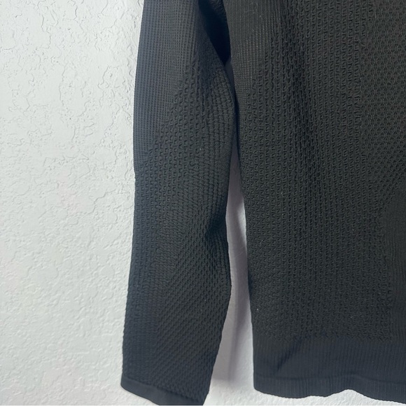 Athleta Flurry Force Black Primaloft Insulated Women’s Jacket Size L Zip Pockets - Picture 6 of 8